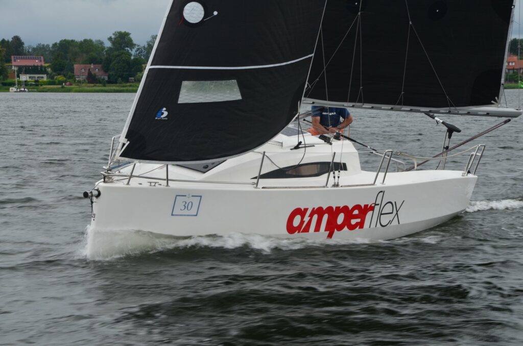 Focus 750 podczas regat